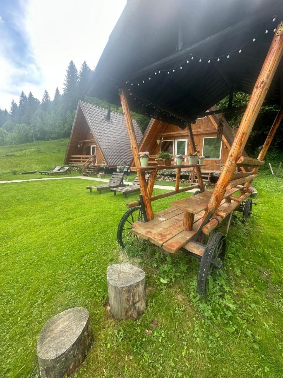Villa Cabanutze Satic Rucăr Exterior foto